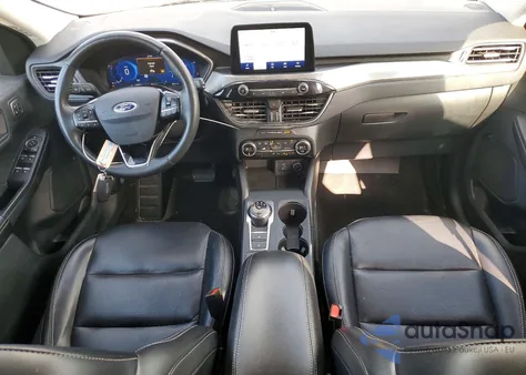 2021 Ford Escape Titanium from USA, damaged, VIN 1FMCU9J92MUB16006